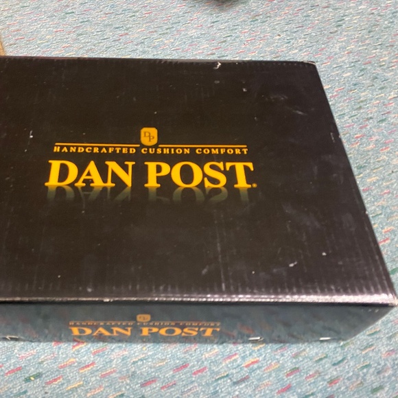 DAN POST SIZE 10.5 BLACK LEATHER COWBOY BOOTS - Picture 5 of 5